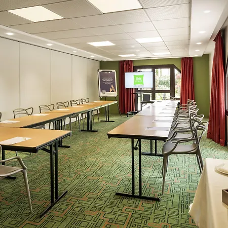 Ibis Styles Normandie ליזיו