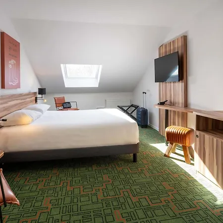 Ibis Styles Normandie ليزيو