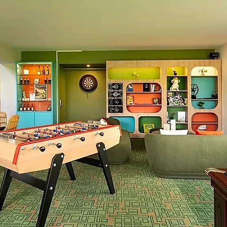 Отель Ibis Styles Normandie 3*