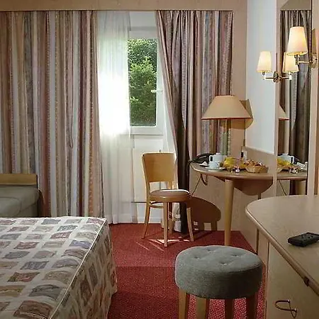Ibis Styles Normandie 酒店 利雪