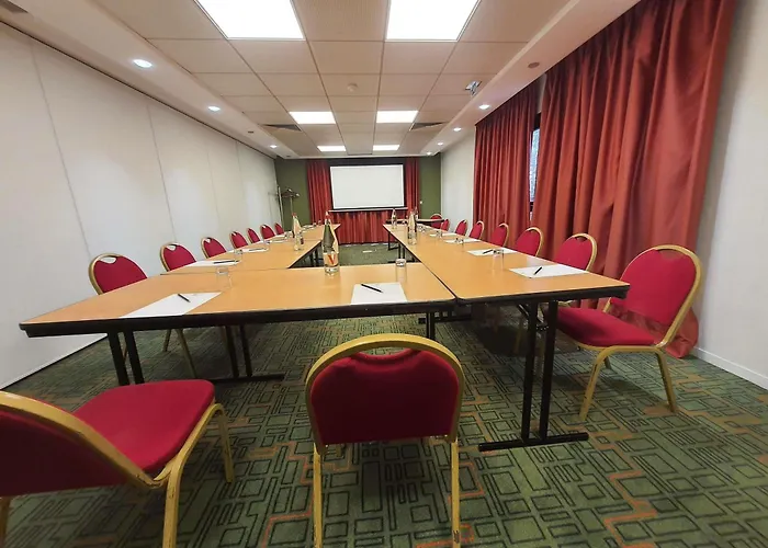 Ibis Styles Normandie Hotel 3*